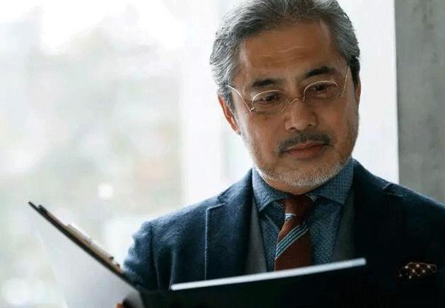 500度近視又老花，戴上美麗島多焦鏡煩惱全解決，46歲的周先生樂(lè )壞了