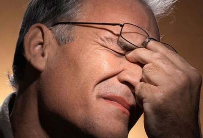漸進(jìn)多焦老花鏡眼鏡好不好，解決老花近視請佩戴多焦老花鏡