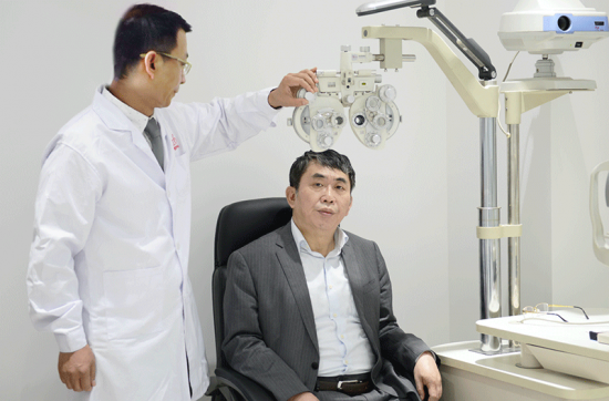 美麗島多焦鏡:十六年的堅守，只為老花眼打磨一副多焦鏡